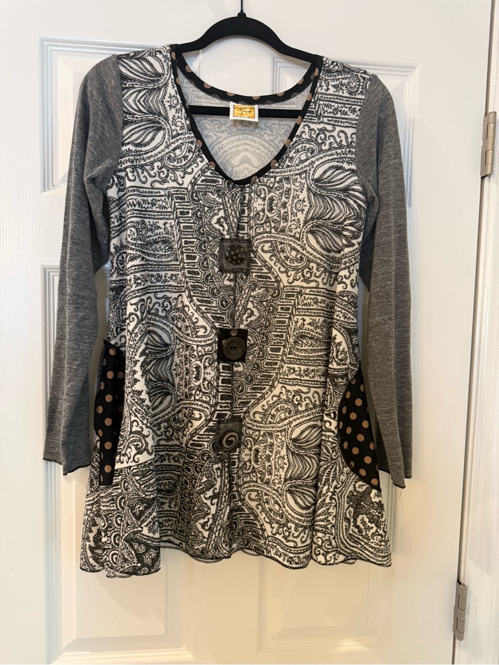 Hand Jive Gray & White Printed V-Neck Tunic with Button Detail and Side Pockets